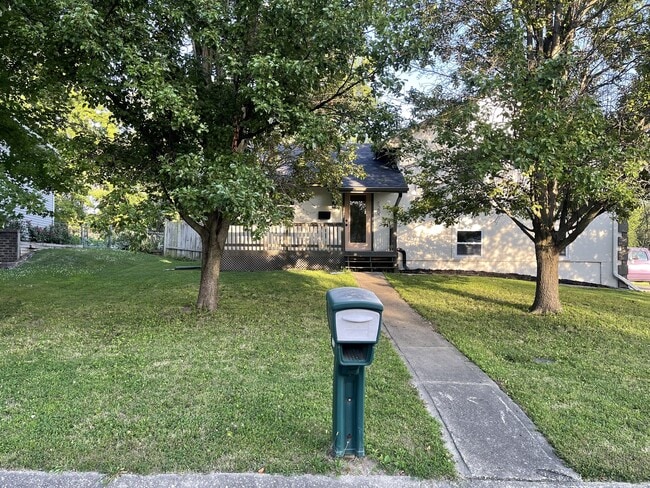Building Photo - 1207 Geneva St