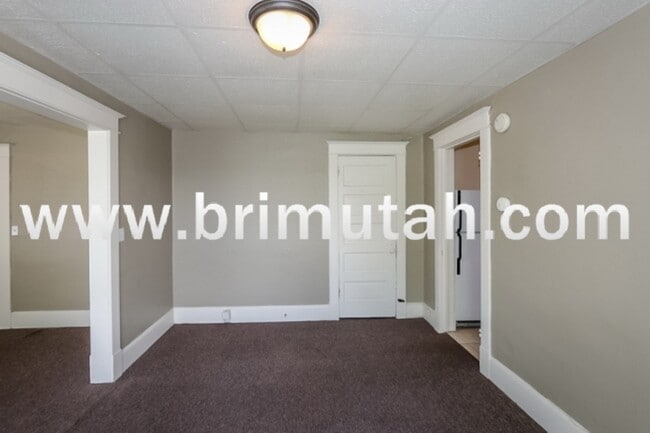 Photo - 273-275 S. 400 E. - 7