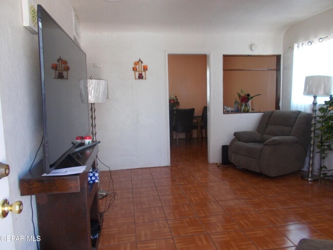 Photo - 7724 Mustang Ave