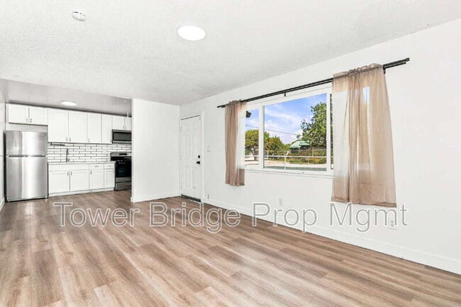 Photo - 1718 Grand Ave