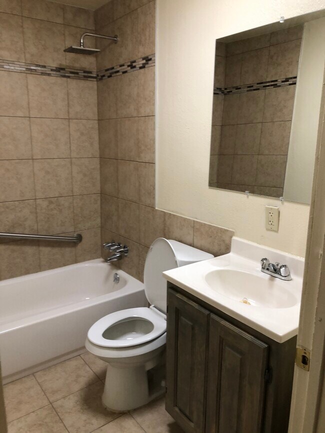 5919 Tuskegee St Unit 5919 Tuskegee ST