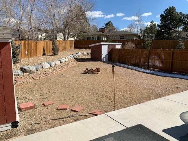 Photo - Quiet and Well-maintained Duplex for Rent ...