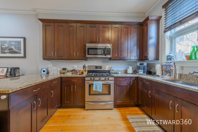 Photo - 2066 N Stave-5