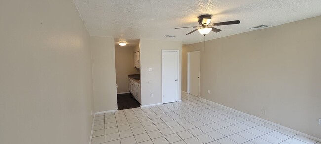 Photo - 3019 Aspin Dr Unit 3019 Aspin Dr