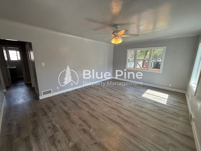 Photo - 306 Lawton St Unit 2