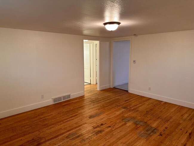 Photo - **RENTAL AVAILABLE**  Beautiful 2 Bedroom ...