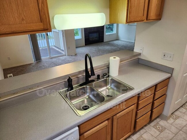 Photo - 705 Pearl Dr