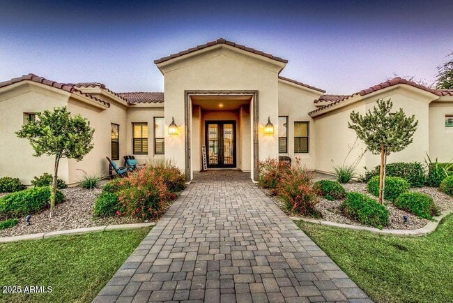 Photo - 2836 E Carob Dr