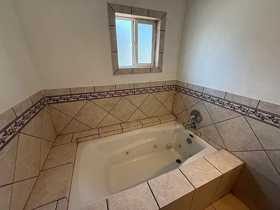 Photo - 138 16th St