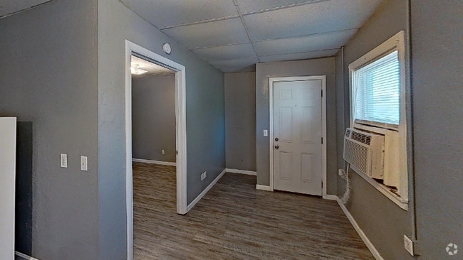 Building Photo - 808 W Cypress Ave Unit 3 Rental