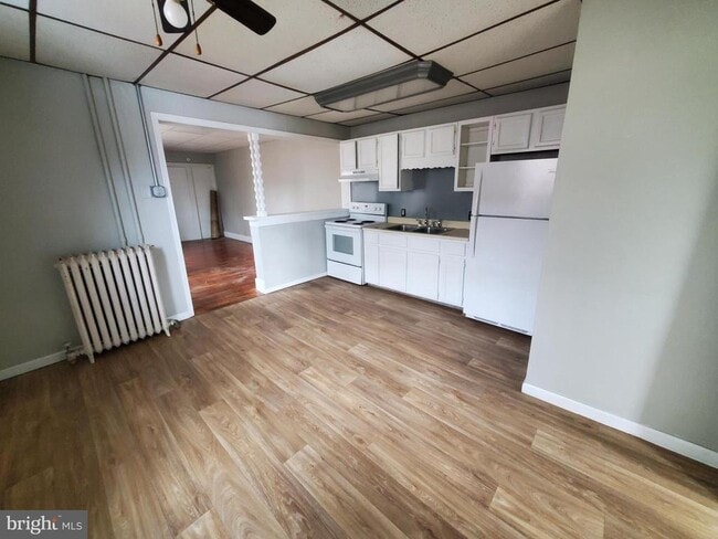 Photo - 127 N 9th St