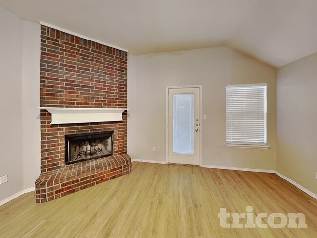 Photo - 1658 Wildflower Dr