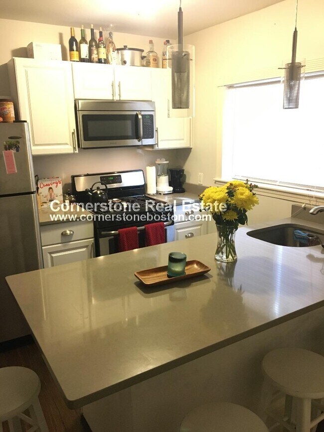 Photo - 147 Boston St Unit 4