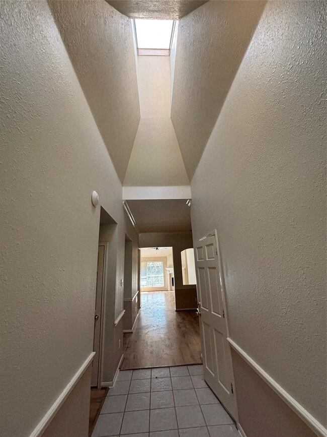 Photo - 3526 Glenhill Dr