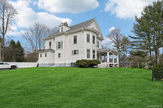397 Split Rock Rd