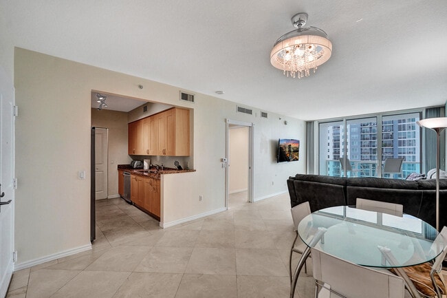 Photo - 350 SE 2nd St Unit 2480