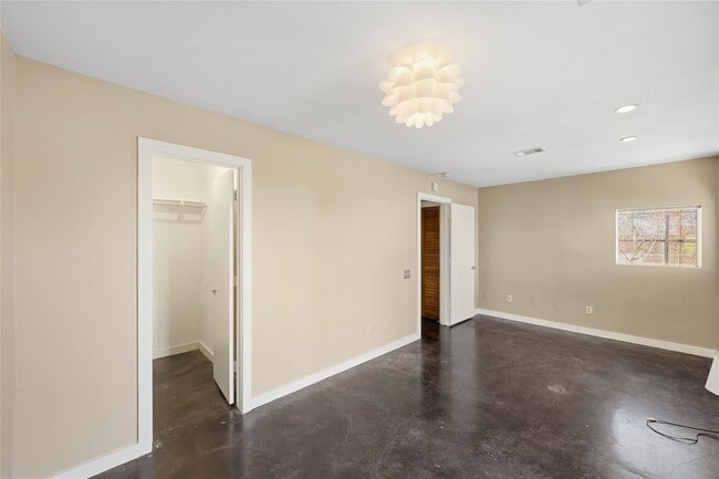 Photo - 1302 Rosalie St