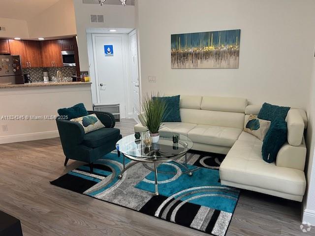 Building Photo - 565 Vista Isles Dr Unit 2027 Rental