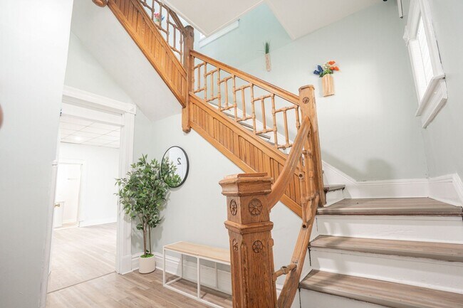 Photo - 731 S 7th St