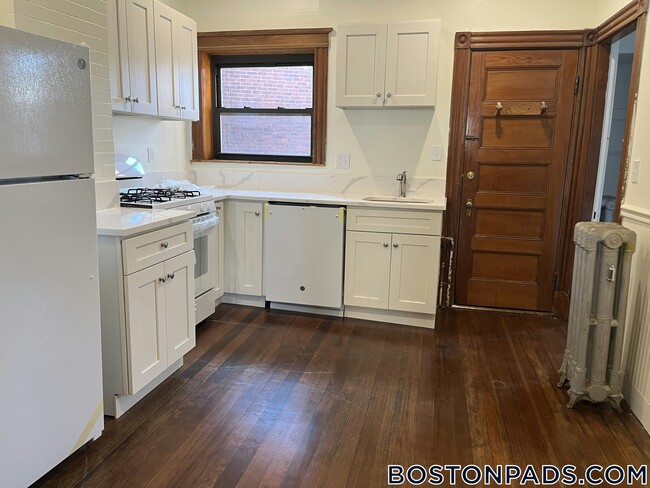 Photo - 1855 Beacon St Apartment Unit 3
