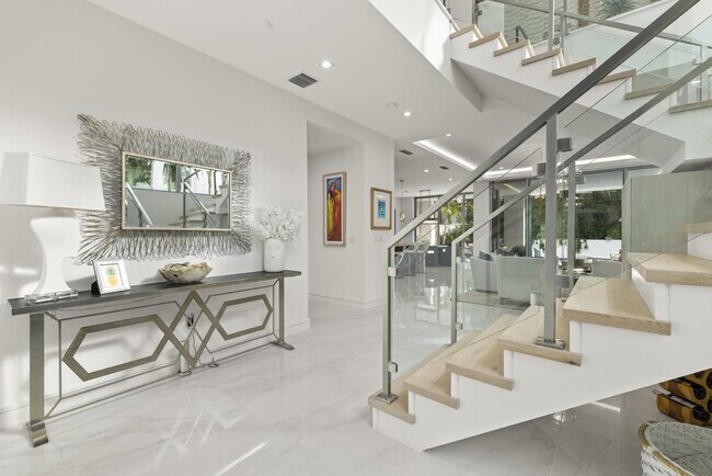 Photo - 402 Ocean One Ln