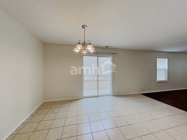 Photo - 9530 W Shelborne Dr