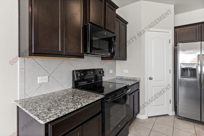 Photo - 7308 Lee Hall Loop