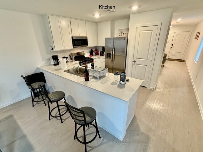 Photo - 3092 Fantasy Ter Dr