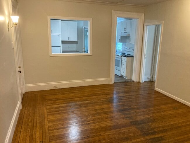 Photo - 115 Northampton Rd