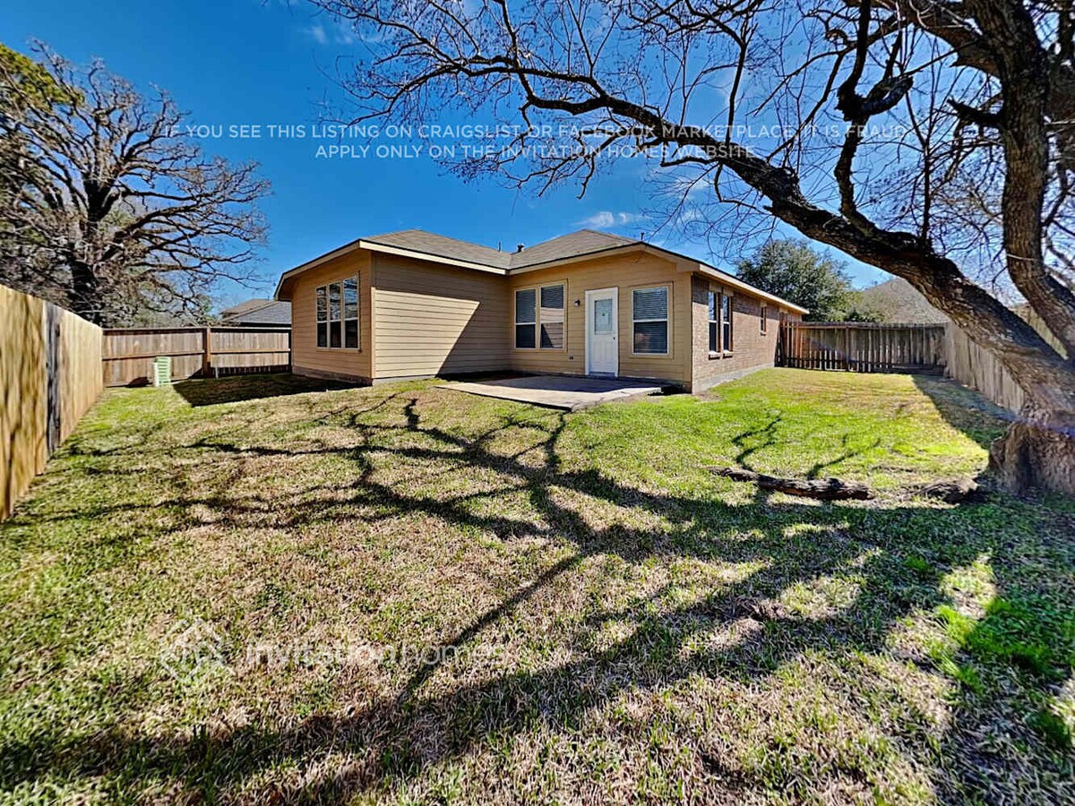 Photo - 18802 Cluster Oaks Dr