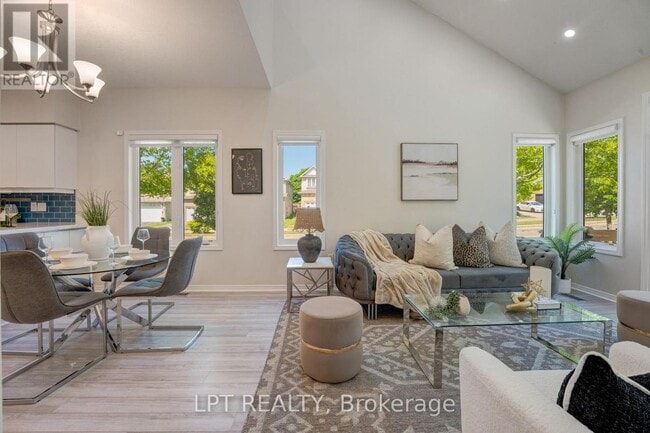 Photo - 795 Laurelwood Dr