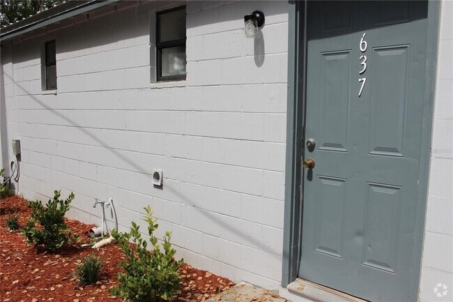 Building Photo - 637 NE Waldo Rd Rental