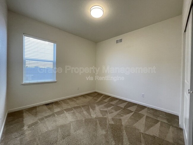 Photo - 618 W 171st Pl