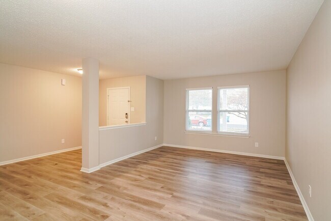 Photo - 5739 N Jefferson Dr