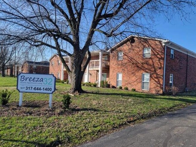 Building Photo - 628 Wooddale Terrace Unit Apt 1005