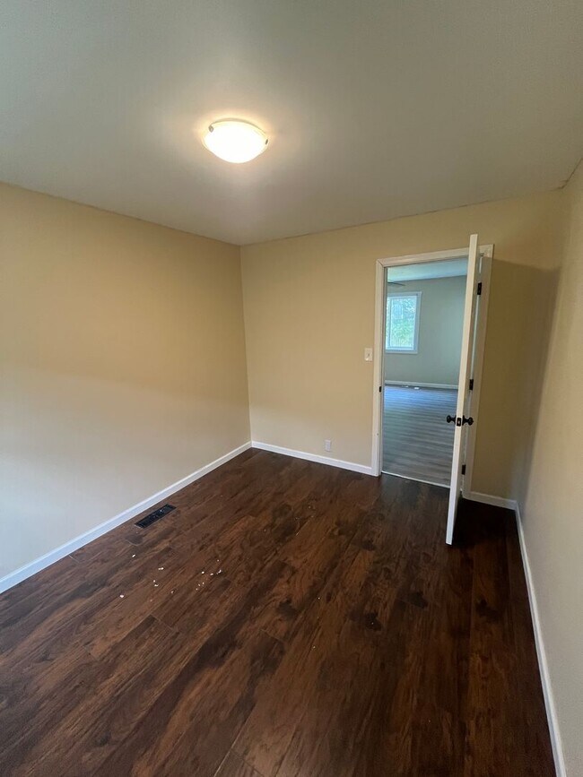 Photo - 59 Broome St Unidad 1st floor