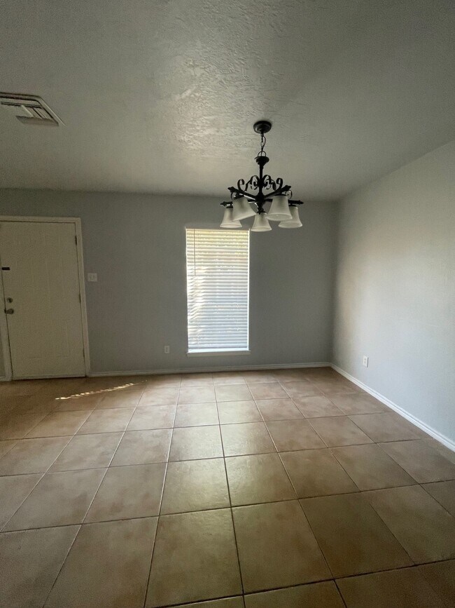 Photo - 9250 Beechnut St Unidad 21