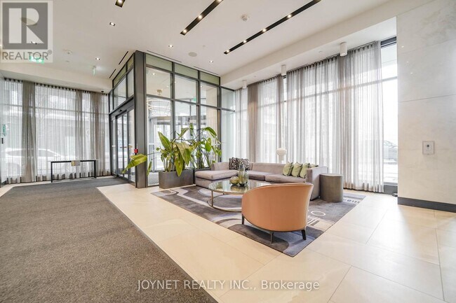 Photo - 1 Edgewater Dr Unit 918