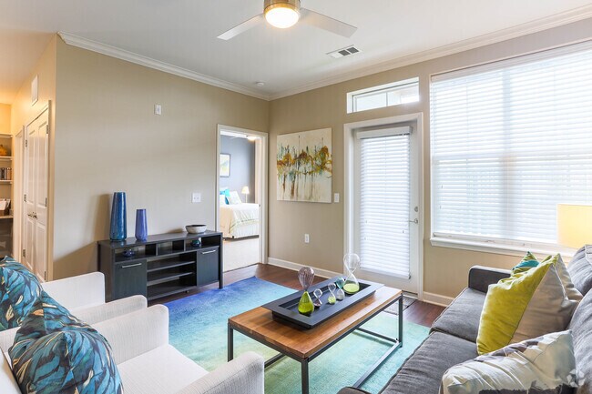 2BR, 2BA The Maxwell