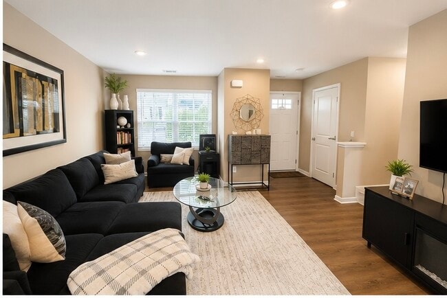 Photo - 2757 Thornton Grove Blvd