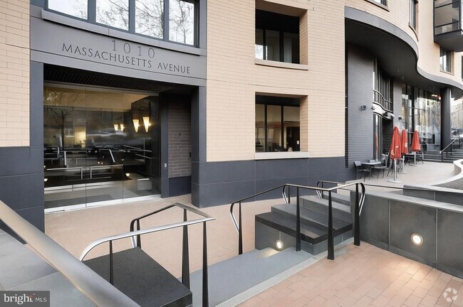 Building Photo - 1010 Massachusetts Ave NW Unit 1212 Rental