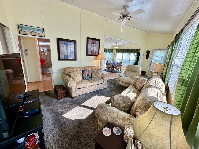 590 Nettles Blvd Unit SI ID1537486P