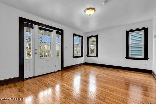 Photo - 407 Newark Ave