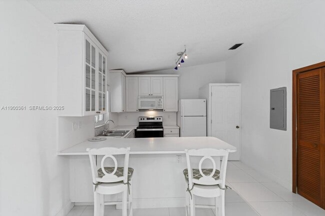 Photo - 9617 SW 144th Pl