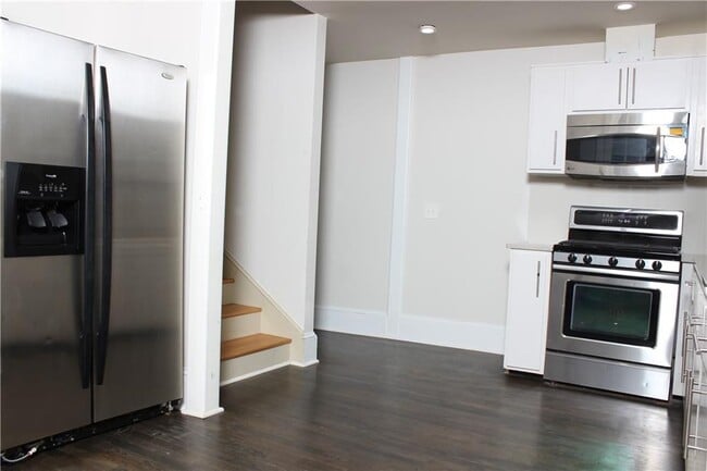 Photo - 1124 Center St NW