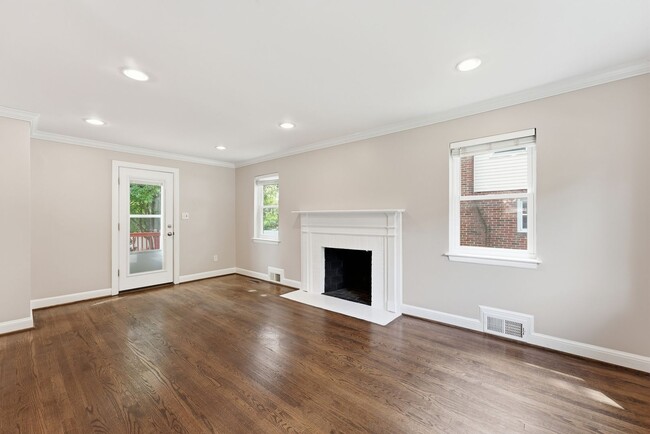 Photo - 2341 Belleview Ave