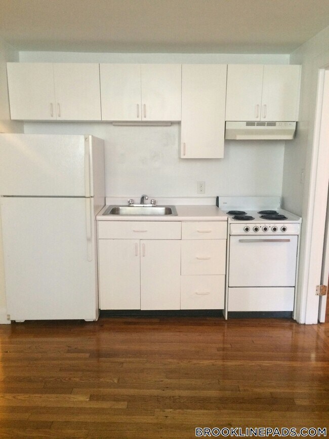 Photo - 17 Fairbanks St Unit 1