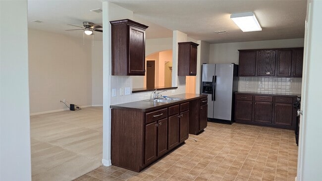 Building Photo - 928 Sage St Rental