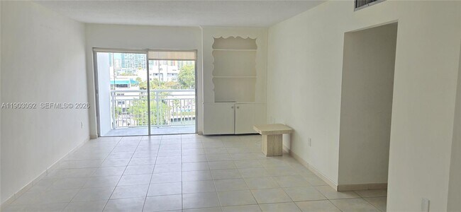 Photo - 400 Kings Point Dr Unit 624