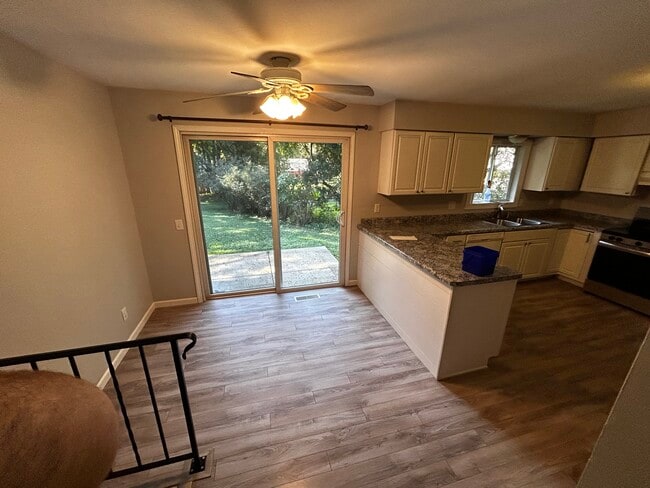 Photo - 3717 Sunbrook Rd